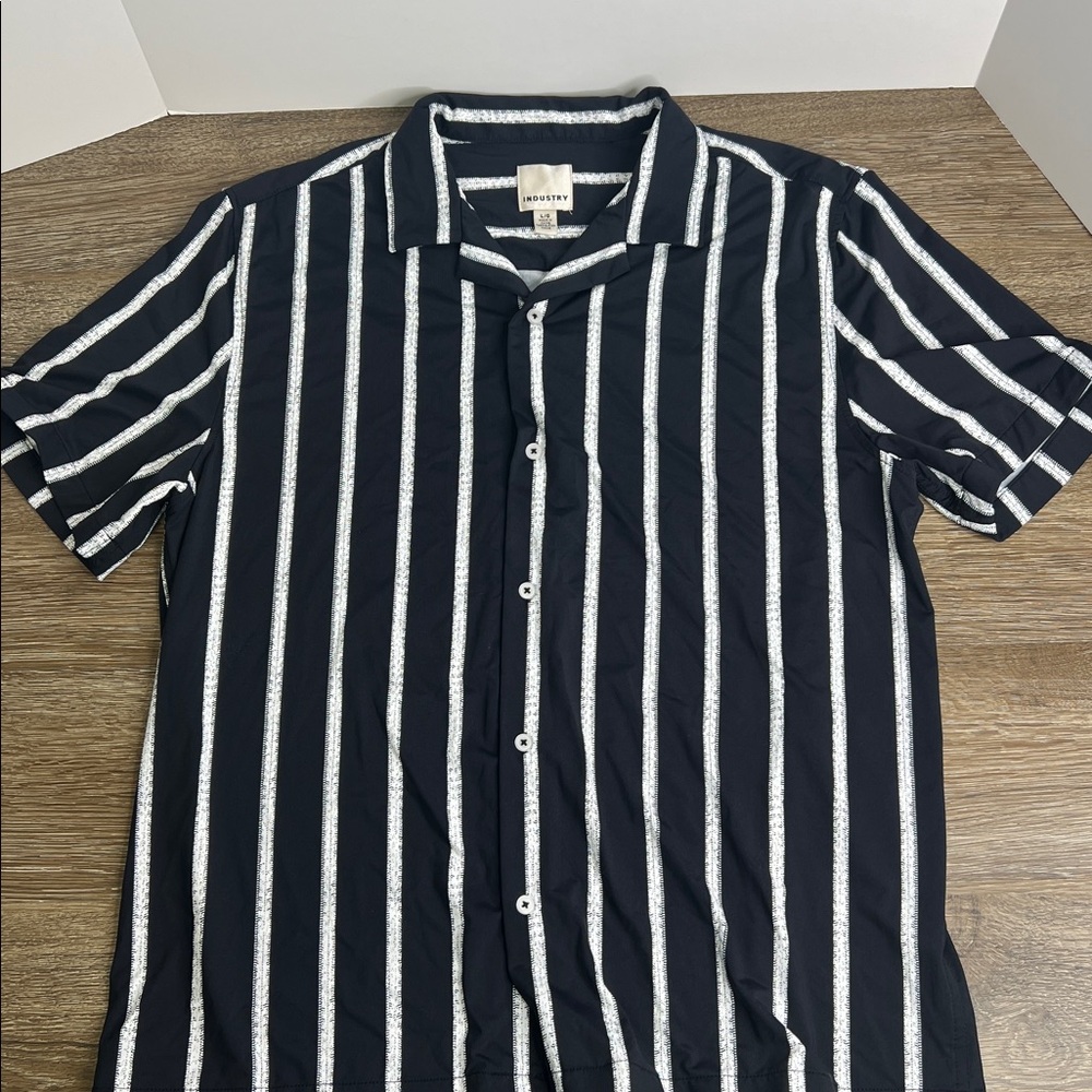 Industry Republic Black & White Vertical Stripe Short Sleeve Button-Up Shirt